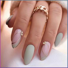 Mint Green Nails, Green Nail Designs, Colorful Nails, French Tip Acrylic Nails, Stick On Nails, Chic Nails, Nail Arts, Artificial Nails, Gold Nails