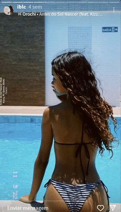 Poses Piscina, Photo Shape, Beach Pictures Poses, Cute Instagram Pictures, Beach Photography Poses