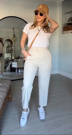 Casual Oufits, Outfit Ideas Casual, Outing Outfit, Look Casual Chic, Dressy Casual Outfits, Casual Outfit Inspiration, Stylish Work Attire, Effortlessly Chic Outfits, Casual Day Outfits