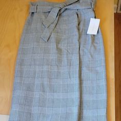 Nwt Zara Plaid And Houndstooth Belted Pencil Skirt. Black And Gray Color. High Waisted Calf/Midi Length. Size Xl. Measurement: Waist About 34". Hip About 36". Total Length 31" Knotted Skirt, Zara Midi Skirt, Accordion Skirt, Green Midi Skirt, Checked Skirt, Bodysuit And Skirt, Zara Bodysuit, Tiered Midi Skirt, High Waisted Pleated Skirt