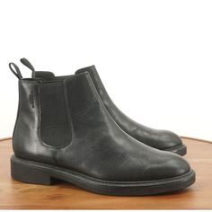 -Vagabond Shoemakers Mens Chelsea Boots Size 41 / 8 Black Leather -Very Good, Gently Used Condition! No Rips/Tears -Size: 41 Eu / 8 Us -Material: Leather . . . -All Items Ship Within 1 Business Day -Questions? Feel Free To Message Me And Thanks For Taking A Look! -Sku: Cl#1129 Vagabond Chelsea Boots, Black Chelsea Boots With Vibram Sole, Vagabond Eyra Boots, Rugged Slip-on Chelsea Boots With Leather Sole, Rugged Leather Slip-on Chelsea Boots, Vagabond Shoes, Chelsea Boots Men, Chelsea Boots, Chelsea