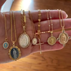 Vintage Miraculous Medal Jewelry, Daily Necklace, Mary Necklace, Necklace Stack, Necklace Chain Lengths, Dope Jewelry, The Virgin Mary, Cameo Pendant, Jewelry Lookbook