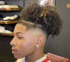 17 Must-Try Fade Hairstyles for Black Men with Curly Hair in 2024 - Get Inspired! Type 3b Hairstyles, Black Men With Curly Hair, 3b Hair Type, Hairstyles For Black Men, 3b Hair, Men With Curly Hair, High Top Fade, Finger Coils, Hair Coils