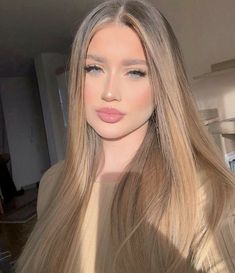 Beautiful Blonde Hair, Blonde Hair Inspiration, Light Hair Color, Blonde Hair Looks, Brown Blonde Hair, Long Blonde, Long Blonde Hair, Hair Inspo Color