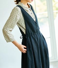 Black Strap Women Dresses Sleevele Casual Summer Linen Women Dresses S – SimpleLinenLife Linen Dress Outfit, Linen Dress Women, Summer Linen Dresses, Wool Coat Women, Womens Fall Dress, Cotton Dress Summer, Summer Linen, Loose Style