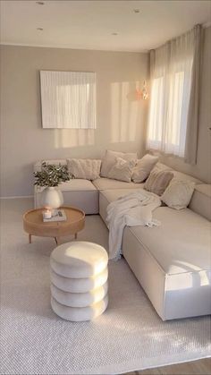 #homedecor, #interiordesign, #homedesign, #decor inspiration Apartment Living Room Design, Dream Apartment Decor, Future Apartment Decor, Home Design Living Room, Apartment Decor Inspiration, Room Makeover Bedroom, Decor Home Living Room, Apartment Inspiration, Living Room Decor Apartment