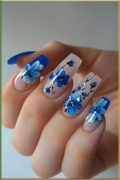 Learn the importance of proper nail trimming for your dog's health and safety. Follow step-by-step instructions to cut dog nails covered by a vet for a stress-free experience. Blue Flowers Nail Art, Gala Nails, Nails Navy, Pink Flower Nails, Nails Flower, Simple Spring Nails, Cute Spring Nails, Blue Nail Designs, Blue Nail