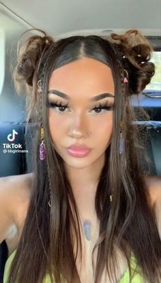 Fun Easy Hairstyles For Medium Hair, Boho Pigtails, Acl Outfits, Trending Hairstyles For Women, Rave Hairstyles, Simple Makeup Look, Coachella Hair, Concert Hairstyles, Rave Hair