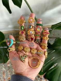 Cheap Chunky Gold Jewelry, 90s Rings Aesthetic, Gold Y2k Rings, Gold And Colorful Jewelry, Chunky Jewelry Rings, Gold Chunky Jewelry Aesthetic, Chunky Gold Rings Vintage, Chunky Gold Jewelry Outfit, Maximilist Jewelery