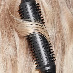 The GHD Rise Volumizing Hot Brush helps add volume and style hair from roots to tips. Designed with a 1.25 inch barrel with 0.5cm smooth-touch, nylon bristles for root lift to help creating volume while a soft stand protects bristles from damage and surfaces so you can style care-free. The sleek, tapered handle is designed to be lightweight for balance and comfortable use. Automatic sleep mode will switch off after 30 minutes of non-use. *Packaging may vary Ghd Rise, Hot Brush, Trending Hair, Turn Up The Volume, Hot Rollers, Flat Hair, Texturizing Spray, Styling Brush, Coily Hair