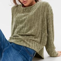 New Without Tags; Brand Label Marked. Soft Chenille Knit Sweater By Out From Under In A Boxy, Ribbed Design. Offers Dropped Long Sleeves And A Wide Neckline For An Extra Slouchy Fit. Boxy Fit Soft Chenille Wide, Round Neck Ribbed Effect Color: Olive/Sage Green 100% Polyester Machine Wash Cold Tagged A Size S. Fit Is Oversized So It Can Fit Larger. It Is Extremely Wide And Drapey. Brown Chenille Sweater, Green Soft Knit Long Sleeve Top, Green Knit Tops For Loungewear, Green Long Sleeve Soft Knit Top, Green Soft Knit Crew Neck Top, Green Soft Knit Top With Relaxed Fit, Green Relaxed Fit Soft Knit Top, Green Cozy Knit Tops, Cozy Green Knit Top