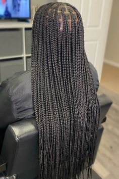 Knotless Braids Basic Knotless Braids, Medium Knotless Curls At The End, Knotless With Curls And Heart, Large Knotless With Curls At The End, Knotless Box Braids Medium/large, Large Knotless Knee Length, Med Knotless Braids, Black Knotless Braids, Black Knotless