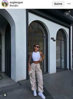 Sporty Chic Outfits, Effortlessly Chic Outfits, Looks Street Style, Sporty Outfits, Fashion Streetwear, Basic Outfits, Looks Style, Festival Outfit, Outfits Casuales