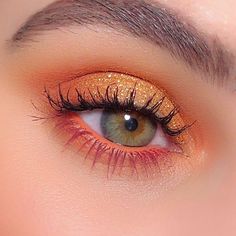 Red Eyeshadow Makeup, Makeup For Hooded Eyes, Eye Makeup For Hooded Eyes, Thanksgiving Makeup, Orange Eye Makeup, Maquillage On Fleek, Pretty Eye Makeup, Peach Makeup, Orange Makeup