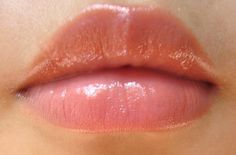 https://www.glossypolish.com/apply-lipstick-stop-making-mistakes/ , #HowToApplyLipstick #howtoapplylipstickperfectly Apply Lipstick Perfectly, Apply Lipstick, Cosmetics Skincare, How To Apply Lipstick, Gloss Lipstick, Facial Features, Lip Tint, Revlon, Liquid Lipstick