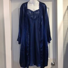 New Without Tags Blue Long Sleeve Dress For Pajama Party, Blue Nightgown, Blue V-neck Sleepwear, Elegant Blue V-neck Sleepwear, Blue V-neck Nightgown For The Beach, Blue V-neck Nightgown, Blue Satin V-neck Nightgown, Midnight Blue, Night Gown