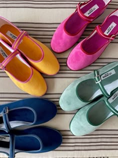 Colorful Ballet Flats, Color Fashion 2024, Summer Heels 2024, Colorful Spring Fashion, Shoes Summer 2024, Colorful Shoes Heels, Summer Shoes 2024, Fall Shoes 2024, Colourful Shoes