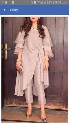 Kurti Sleeves, Mode Kimono, Designer Kurti Patterns, Latest Dress Design, Long Kurti Designs, Kurti Patterns, Salwar Kamiz, Pakistani Dresses Casual