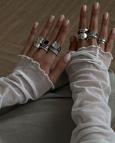 Chunky Jewelry, Funky Jewelry, Stacked Jewelry, 가을 패션, Jewelry Inspo, Dream Jewelry, Stylish Jewelry