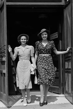 The 40s Fashion, Fashion 1940s Style