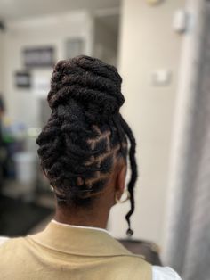 Long Locs Wedding Hairstyles, Fancy Loc Hairstyles, Wedding Day Loc Styles, Lock Updo Dreadlocks Black Women, Barrel Updo Locs, Elegant Loc Styles, Braided Loc Updo, Style Locs