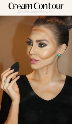 Makeup Cream Contour Tutorial, Kevin Aucoin, Makeup Contouring, Eyeliner Hacks, Contour Tutorial, Makeup Tip, Beauty Make-up, Cream Contour, Makijaż Smokey Eye