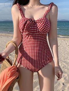 Classy Swimwear, Korean Swimsuit, Conservative Swimsuit, Swimsuit Aesthetic, Swimming Outfits, Cute One Piece Swimsuits, Trendy Swimsuits, Swimsuit Design