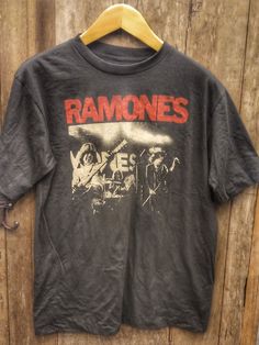 RAMONES 100% Cotton New Vintage Band T Shirt - Vintage Band Shirts Ramones T Shirt, Types Of Cotton Fabric, Vintage Band Shirts, Neo Grunge, The Ramones, Vintage Band T Shirts, Tokyo Street Fashion, Vintage Band Tees, Desert Boot