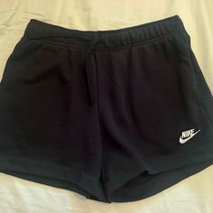 Black Nike Sweat Shorts, Brand New Susie Medium Nike Sweat Shorts, Sweat Shorts, Black Nike, Shorts Athletic, Nike Shorts, Shorts Black, Nike Black, Athletic Shorts, Black Nikes