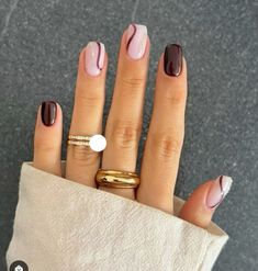 Nail Art Two Fingers, Granola Nails Aesthetic, Lake Ring, Nagellack Trends, Short Square Nails, Simple Gel Nails