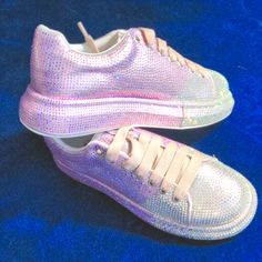 High Quality New Fashion Rhinestone Shoes, Ombre From Pink To White. With Removable Removable Insole, For Easy Refreshing And Clean. Please Measure Your Foot Before Purchase. Traditional Shoes, New Fashion Style, Rhinestone Shoes, High Quality Shoes, New Fashion, Size 10, Women Shoes, High Quality, Pink