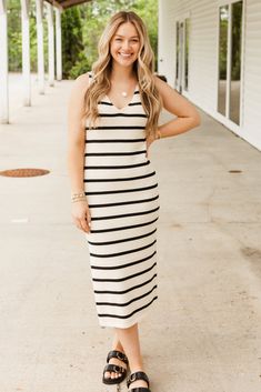 honor dress in white and black Fitted Midi Dresses With Vertical Stripes, Striped Midi Bodycon Dress For Summer, Striped Bodycon Midi Dress For Summer, Striped Midi Dress For Date Night, Elegant Striped Bodycon Midi Dress, Striped Fitted Midi Dress For Date Night, Striped Bodycon Dress For Day Out, Chic Striped Fitted Midi Dress, Striped Midi Bodycon Dress