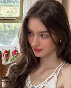 name ; lika solt Girly Makeup, Insta Ideas, Fashion Icons, Pretty Selfies, Medium Length Hair Cuts, Pretty Makeup, Film Movie, Looks Vintage, Girl Face