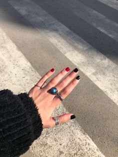 Red And Black Short Nails, Black And Red Nails Short, Short Nail Manicure, Band Nails, Minimal Nails, Vintage Silver Rings, French Acrylic Nails