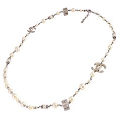 Used Chanel Long Necklace Faux Pearl Metal Coco Mark 13b 88cm 72.5g Women's (Sku: Gzl13nlt) === General === Brand : Chanel === Design === Necklace Type : Necklace Gender : Women Material : Metal === Size === Neck Circumference : 88 Cm / 34.64'' Pendant Size : 22mm X 30mm / 0.86'' X 1.18'' === Included Items === Accessories : None Accessories Notice : Before Purchasing, Please Refer To The Images Of The Accessories Included With The Item. === Condition === Condition : Used (Good) Ranking : Rank A Jewelry Chanel, Chanel Necklace, Chanel Jewelry, Accessories Necklace, Woman Colour, Long Necklace, Women Brands, Faux Pearl, Luxury Branding