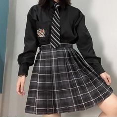 Grunge School Uniform, Uniform Aesthetic, Gaun Abad Pertengahan, Plaid Pleated Mini Skirt, Grunge Dress