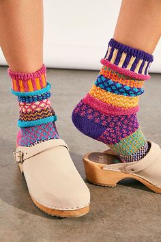 Colorful Socks Outfit, Clogs Socks, Socks And Clogs, Chunky Socks, Bold Socks, Patterns Colorful