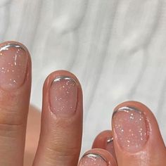 Very Short Nails Manicure, Self Gel Nail, Translucent Dip Nails, How To Make Short Nails Look Good, Self Nail Ideas, Gel Short Nails Ideas Summer, Short Nails Manicure Ideas, Extra Short Gel Nails, Short Cool Nails