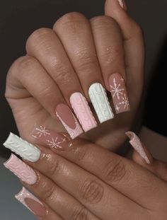 Pink Nail Christmas Designs, Christmas Nail Designs Pink And White, Nail Inspo Acrylic Winter, Nails Acrylic Classy Elegant, Christmas Nail Art Pink, Pink White Christmas Nails, Pink Winter Acrylic Nails, White And Pink Christmas Nails, Pink And White Winter Nails