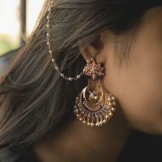 jewelry earring  jewelry s jhumka jewelry accessories jewelry gifts jewelry necklaces jewelry earrings jewelry bracelets jewelry box jewelry making jewelry styling jewelry fashion jewelry rings jewelry for her jewelry inspiration jewelry organizer jewelry gift jewelry necklace jewelry handmade jewelry set jewelry gift ideas jewelry storage jewelry holder jewelry photography jewelry bracelet jewelry ideas jewelry trends Wedding Jewelry Ideas For Bride Indian, Traditional Earrings Indian Jewelry, Jhumkas Aesthetic, Traditional Jhumka, Vintage Indian Jewelry, Jewellery Traditional, Jhumka Designs, Indian Wedding Jewelry Sets, Indian Bridal Jewelry Sets