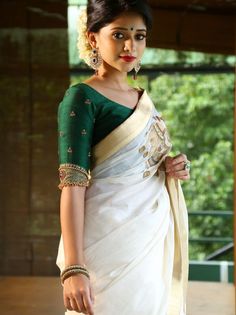 White Sari, Green Blouse Designs, Kerala Saree, Set Saree, Sari Blouse Designs, Wedding Blouse Designs, Saree And Blouse