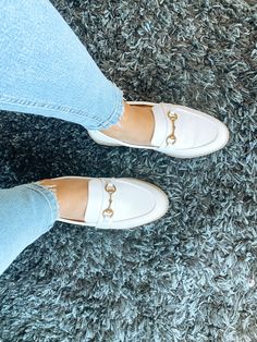 Fall Shoes For Work, Business Casual Shoes Women, Comfortable Office Shoes, Business Casual Flats, Flat Shoes Outfit, Casual Work Shoes, Staple Shoes, Office Shoes Women, Work Fits