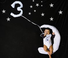 8 Months Baby Photoshoot Ideas, 1month Baby Photo Shoot For Boy, 8 Months Baby Photoshoot, Baby Photoshoot Ideas At Home, Monthly Photoshoot, Photoshoot Ideas At Home, 8 Month Baby, Baby Photoshoot Ideas, Baby Photography Poses