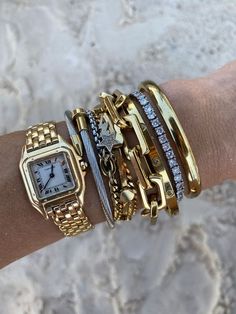 Xoxo Jewelry, Dope Jewelry Accessories, Luxe Jewelry, Dope Jewelry, Jewelry Fashion Trends, Classy Jewelry, Jewelry Essentials, Funky Jewelry, Stacked Jewelry