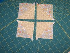 Pinkadot Quilts: Now Why Didn't I think Of That? Quilting Designs Patterns, Half Square Triangle Quilts, Scrap Quilt Patterns, Beginner Quilt Patterns