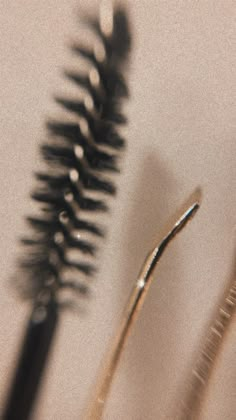 Pretty Lashes Aesthetic, Lash Brushes Aesthetic, Eyebrow Aesthetic Wallpaper, Brow Backgrounds, Eyebrow Waxing Aesthetic, Skin Asthetic Picture, Lash Buisness Logos, Lash Extension Photography