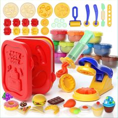 the play food set has many different items in it