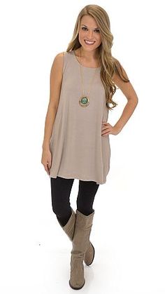 Image result for tunic with leggings Tunic Outfit, Fitted Tunic Tops, Tunics With Leggings, Tunic Designs, Blue Door, Boho Tunics, Outfits With Leggings, Boutique Clothing, Online Boutique