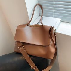 fb-feed نظارات شمسية, Shoulder Bags For Women, Women's Handbags, Shopper Tote, 7 H, Casual Bags, Leather Handbag