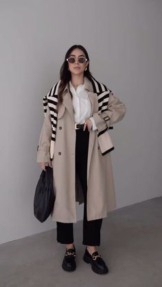 Nyc Outfits, Loafers Outfit, Iranian Women Fashion, Korean Fashion Dress, Corporate Outfits, Everyday Fashion Outfits, Cozy Outfit, Casual Chic Outfit, Autumn Outfit